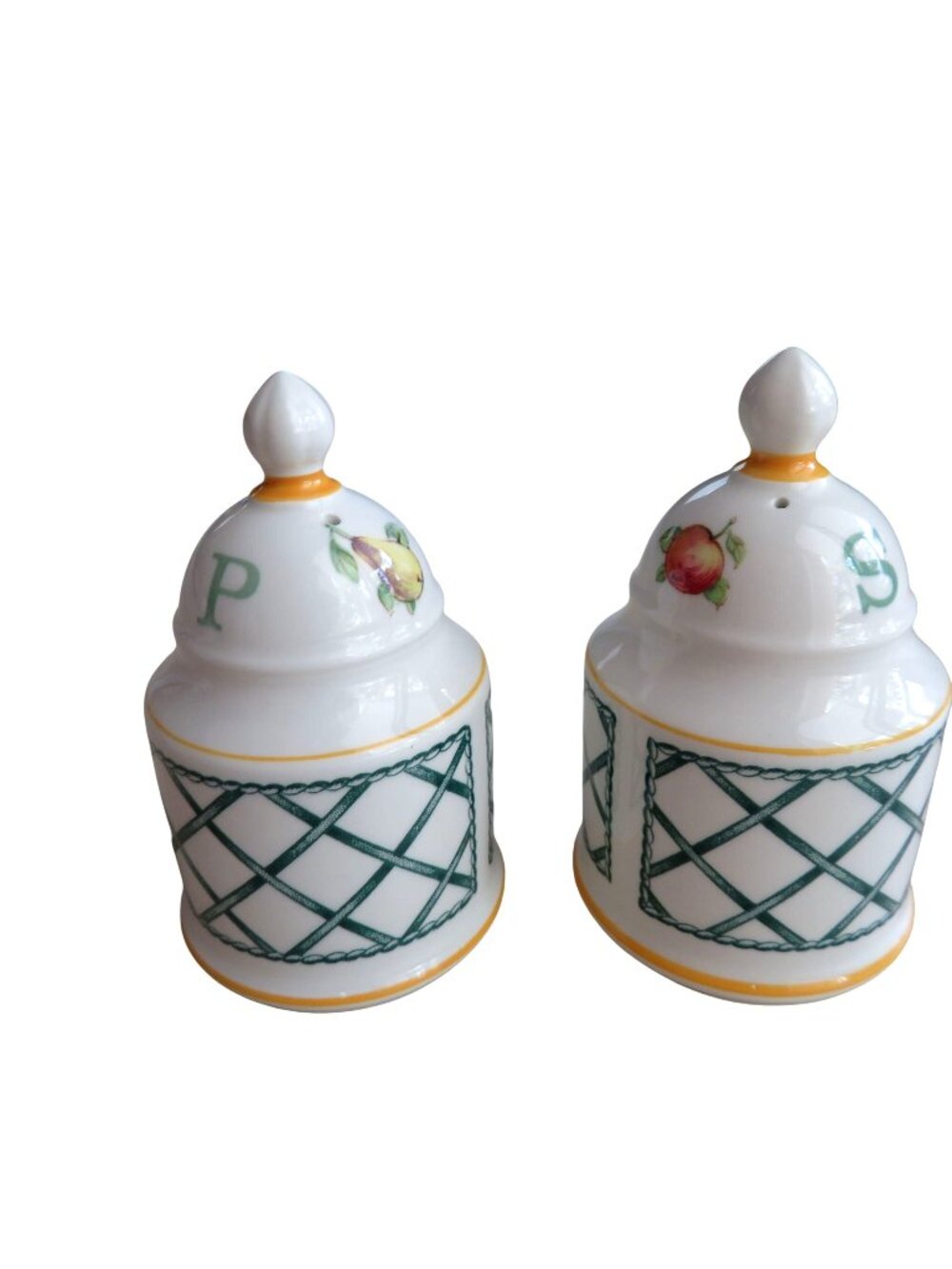Villeroy & Boch Basket Porcelain Salt & Pepper Shakers Fruit Lattice w/Stoppers